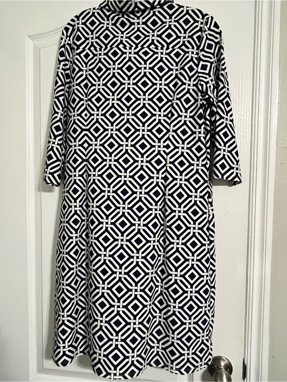 NWT Jude Connally Navy and White Geometric  Shift Dress Large 3/4 Sleeves - Picture 2 of 7